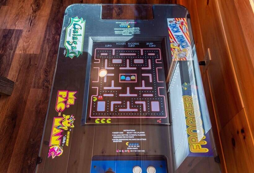 Rustic Mountain Retreat By Ghosal Luxury Lodging