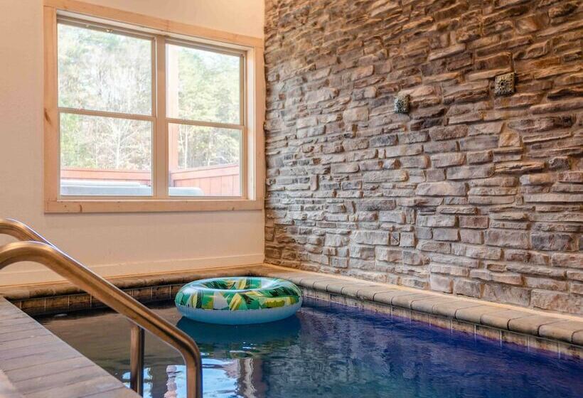 Rustic Mountain Retreat By Ghosal Luxury Lodging