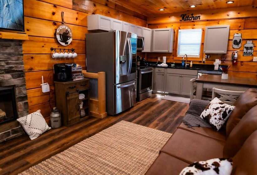 Rustic Mountain Retreat By Ghosal Luxury Lodging