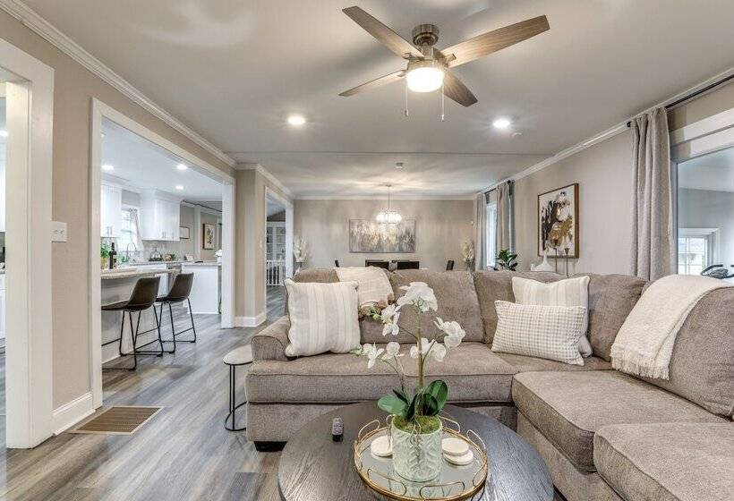 Spacious Stone Mountain Home W/ Private Pool!