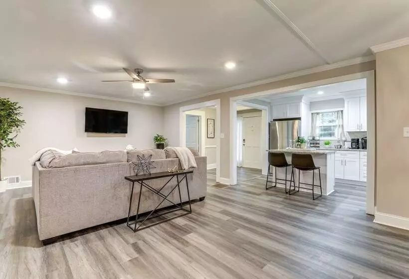 Spacious Stone Mountain Home W/ Private Pool!