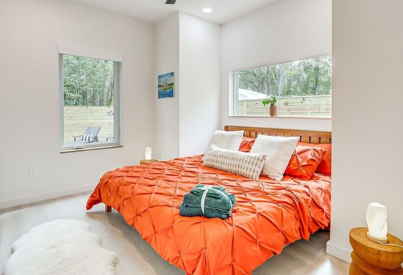 St Augustine Getaway W/ Grill, Near Downtown!