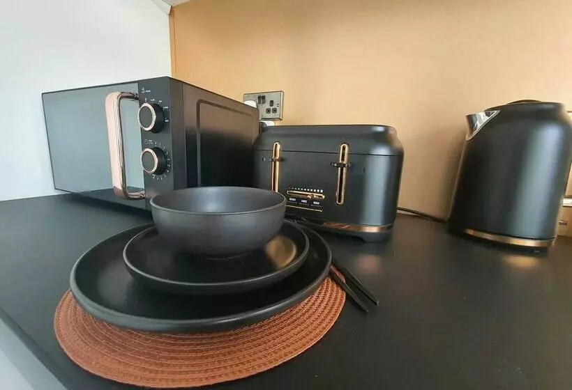 Stunning 1 King Bed Cabin In Grays