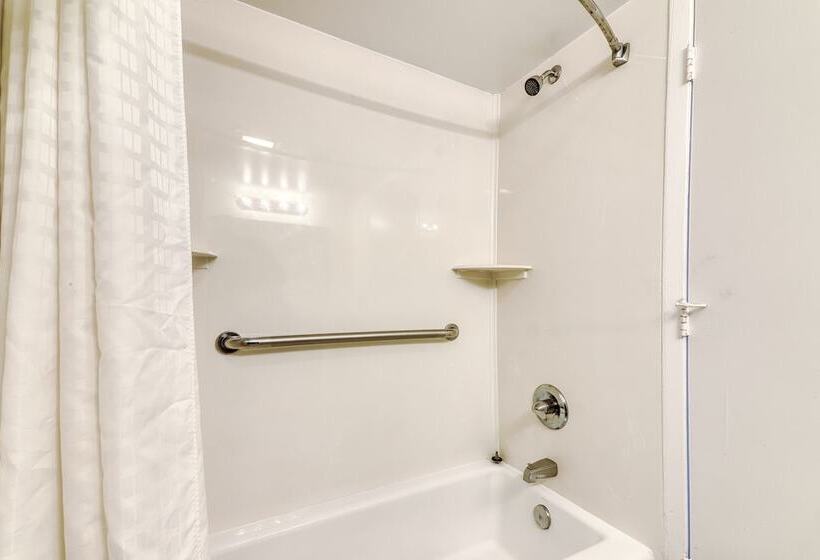 Blockade Runner Motor Inn