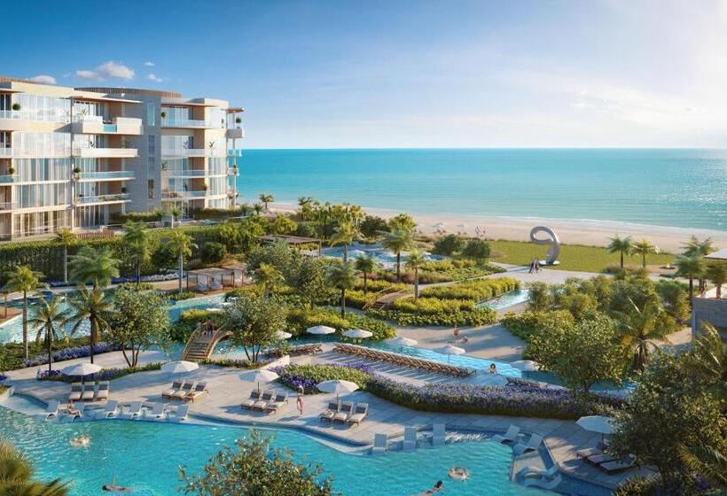 Отель The St. Regis Longboat Key Resort