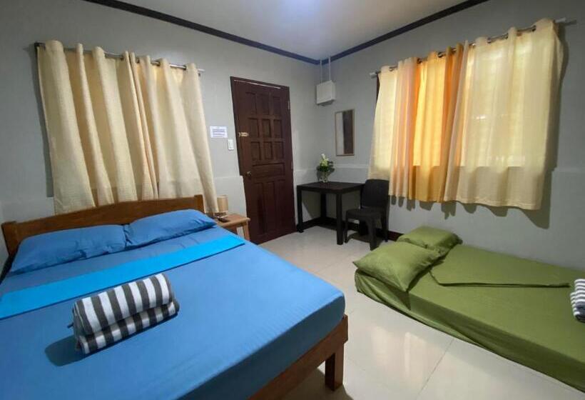 בית מלון כפרי Alona Bohol Backpackers Hostel