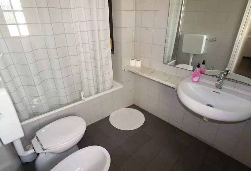 هاستل Welcome Guest House