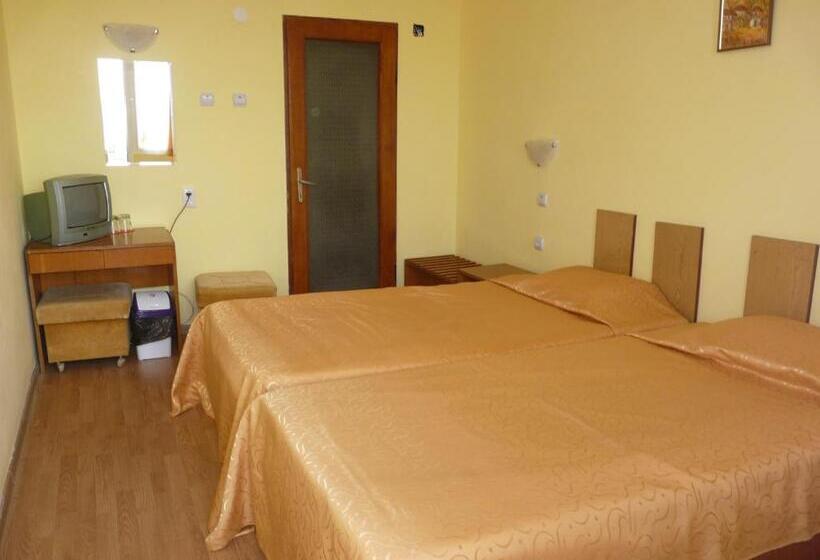 Family Hotel Balchik