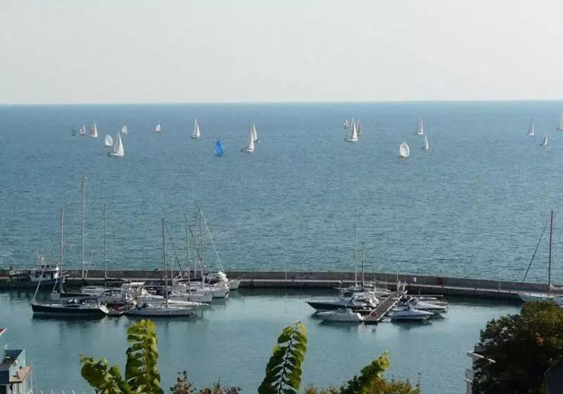 Family Hotel Balchik