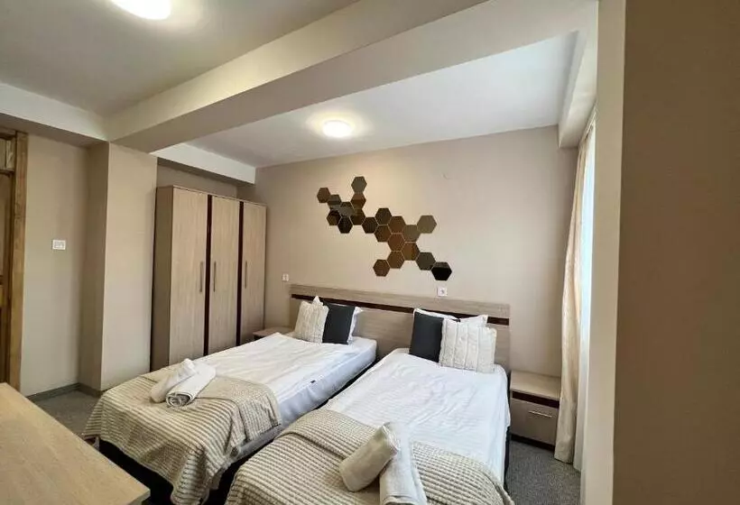Family Hotel Central