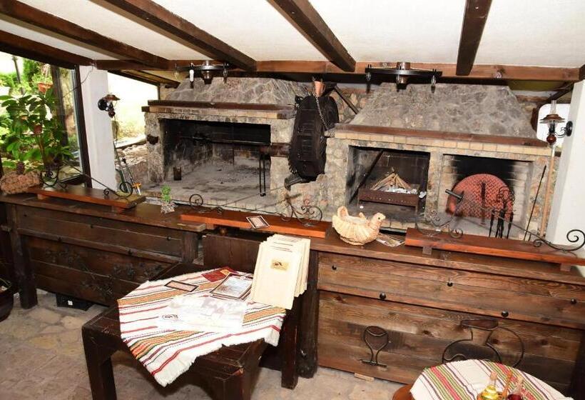 בית מלון כפרי Complex Praveshki Hanove