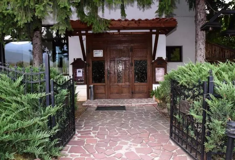 ホテル Complex Praveshki Hanove