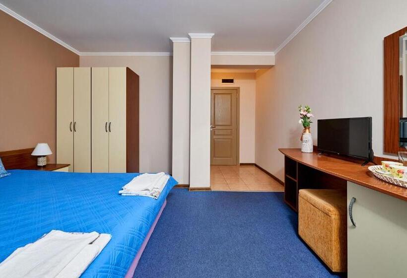 Family Hotel Electra