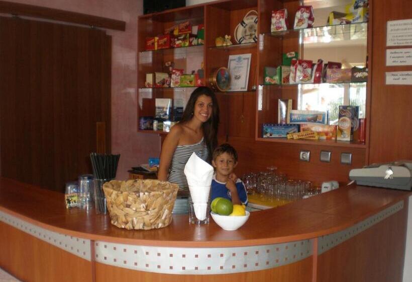 Family Hotel Electra