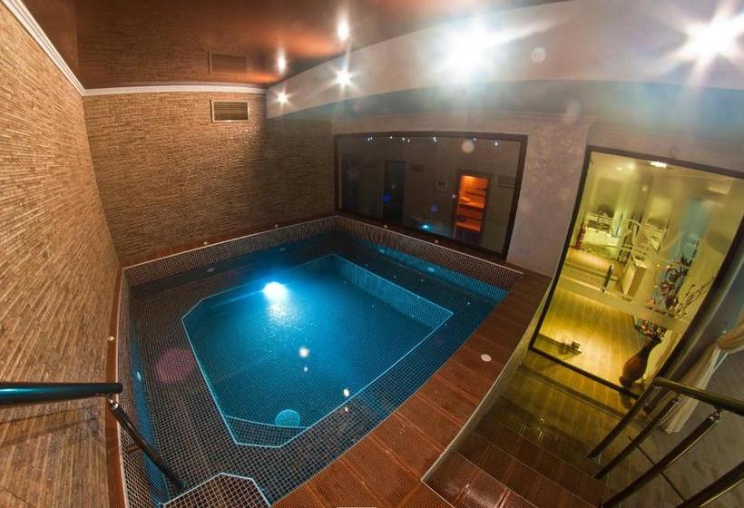 فندق Enira Spa
