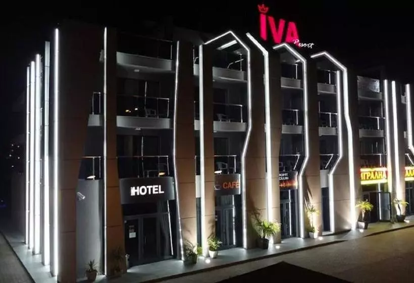 Hotelli Iva Resort
