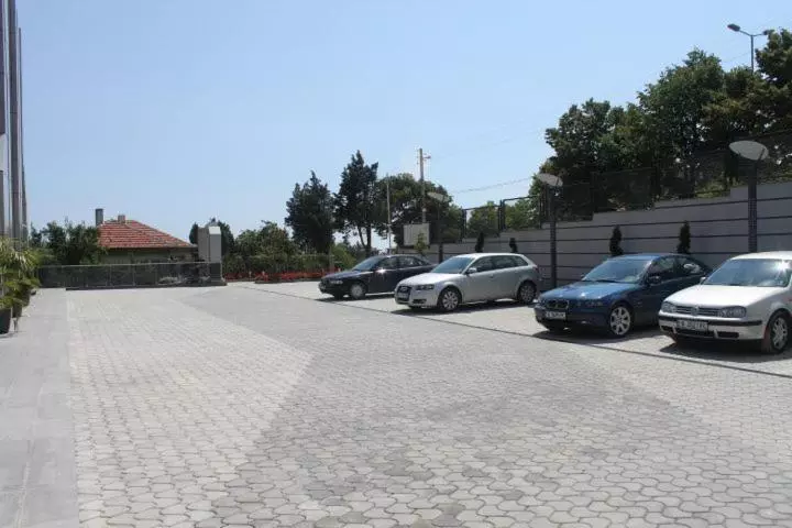 Hotelli Iva Resort