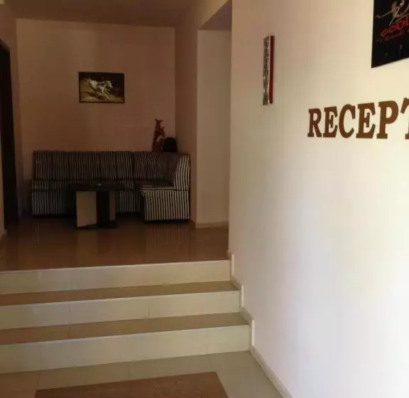 هتل семеен хотел катерини