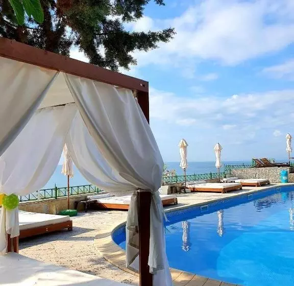 Otel Peter