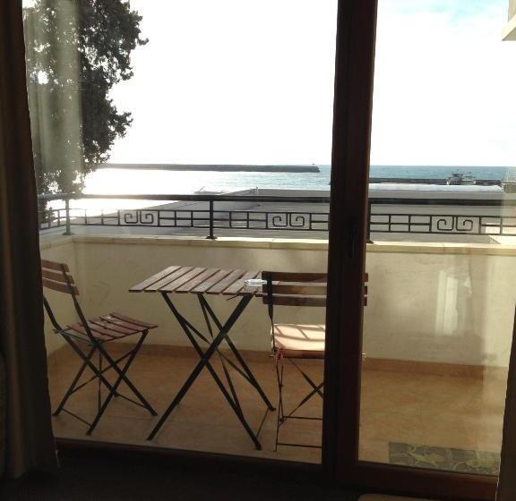 בית מלון כפרי Selena