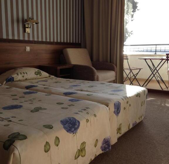 בית מלון כפרי Selena