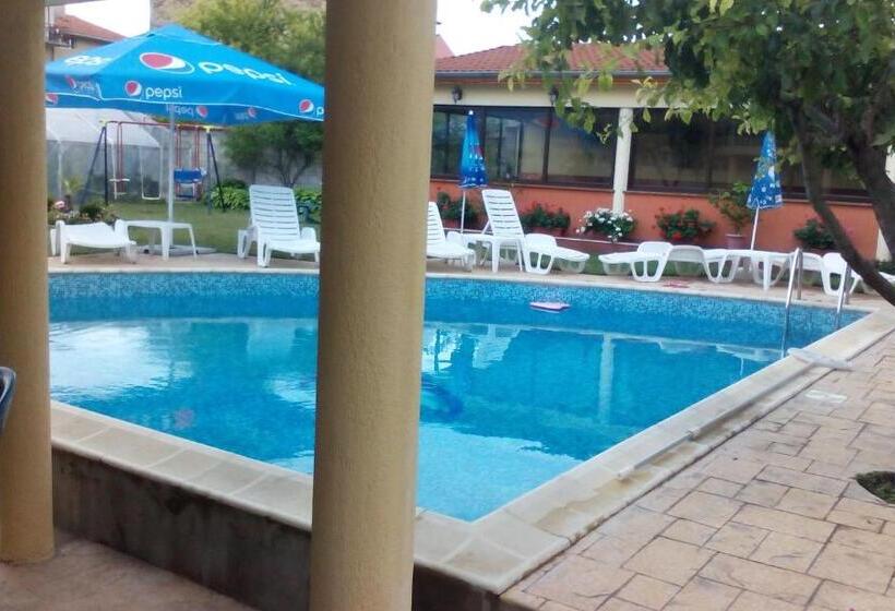 בית מלון כפרי Sunny Park