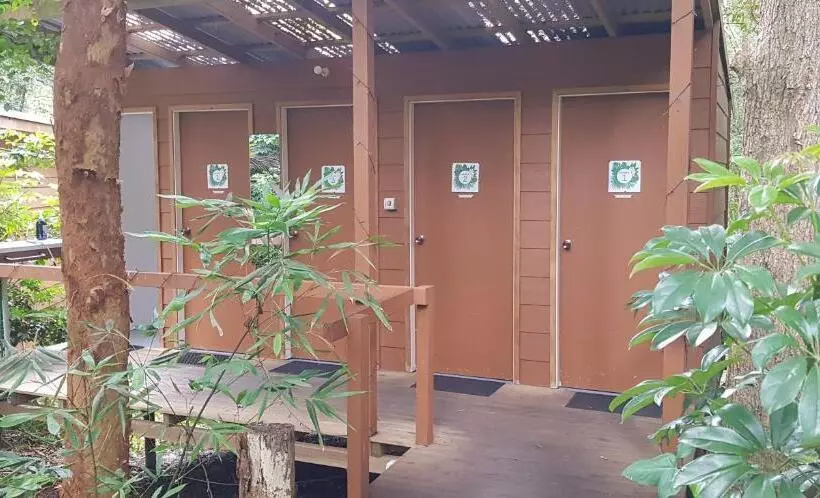 Retkeilymaja Samurai Beach Bungalows   Port Stephens Yha