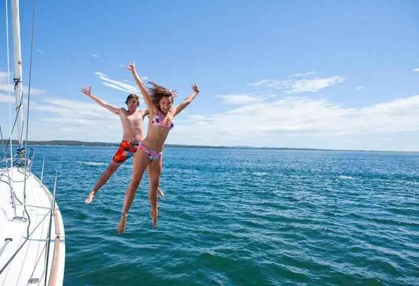ユースホステル Samurai Beach Bungalows   Port Stephens Yha