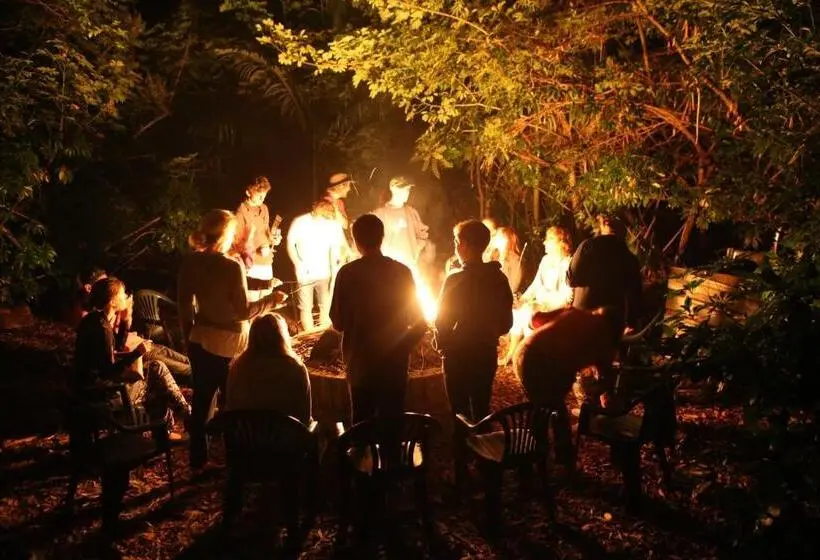 ユースホステル Samurai Beach Bungalows   Port Stephens Yha