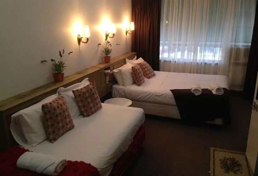 Burkes Hotel Motel