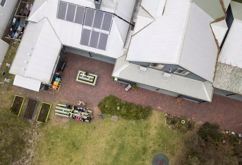 Dunsborough Beachouse Yha Hostel
