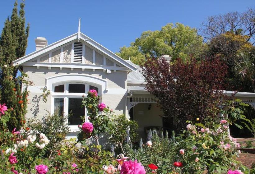 Bed and Breakfast Durack House