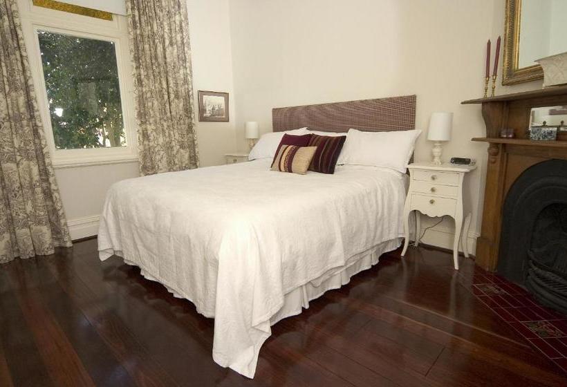 Bed and Breakfast Durack House