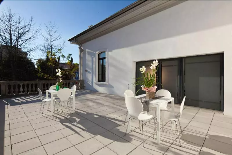 تختخواب و صبحانه Gio El Happiness Guest House