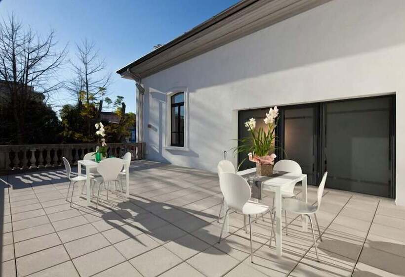 تختخواب و صبحانه Gio El Happiness Guest House