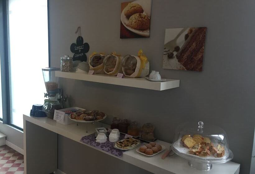 تختخواب و صبحانه Gio El Happiness Guest House