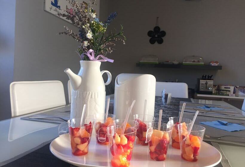 تختخواب و صبحانه Gio El Happiness Guest House