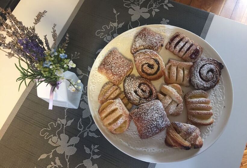 تختخواب و صبحانه Gio El Happiness Guest House