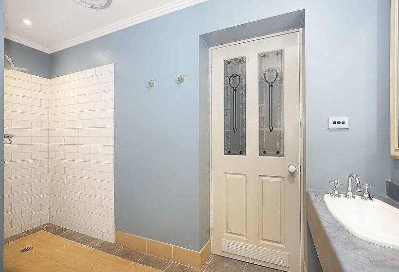 Grand Central Accommodation B&b Cobden