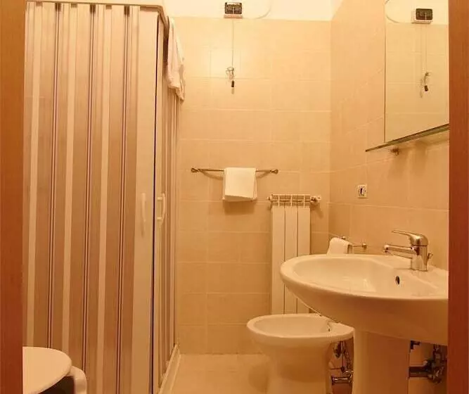 هتل Albergo Villa Bianca