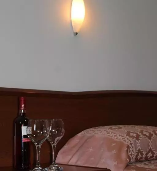 هتل Albergo Villa Bianca