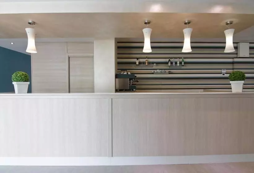 هتل Albergo Villa Bianca