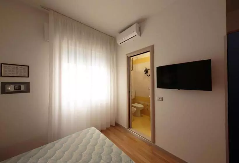 Hotel Riviera
