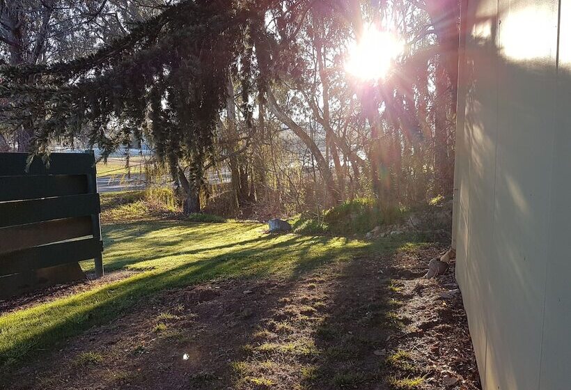 Millers Cottage Motel