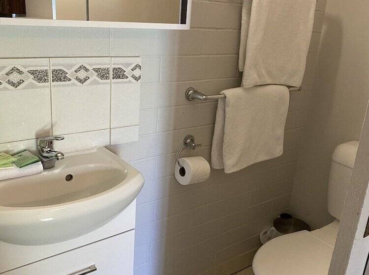 Millers Cottage Motel