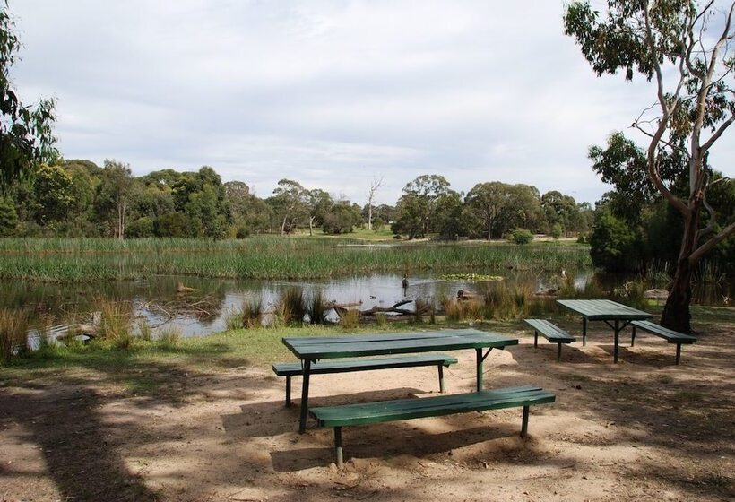 モーテル Bridges On Argyle