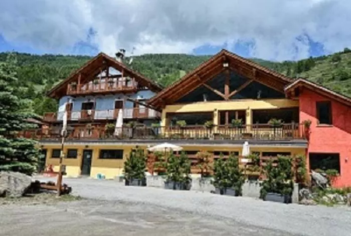 Lomakeskus Villaggio Gofree