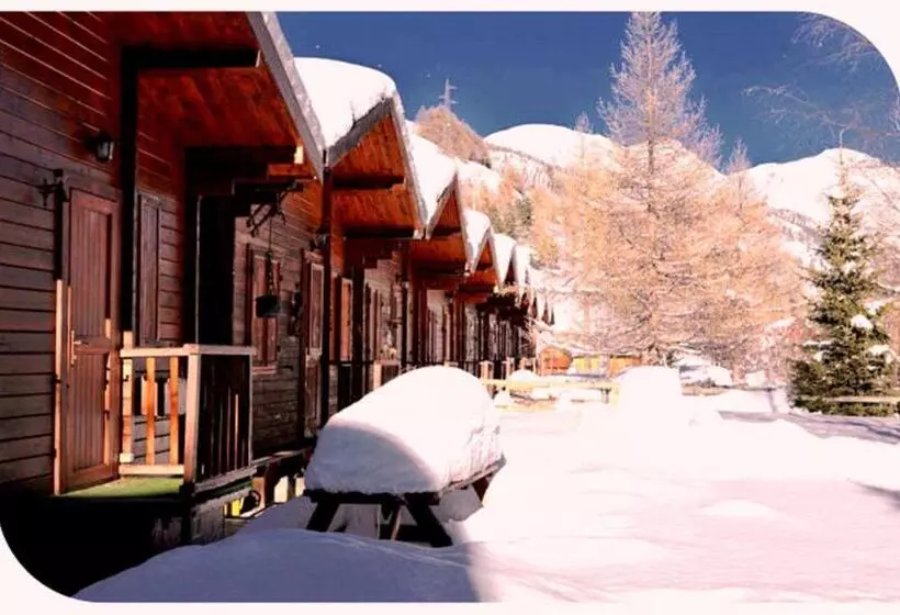 Lomakeskus Villaggio Gofree