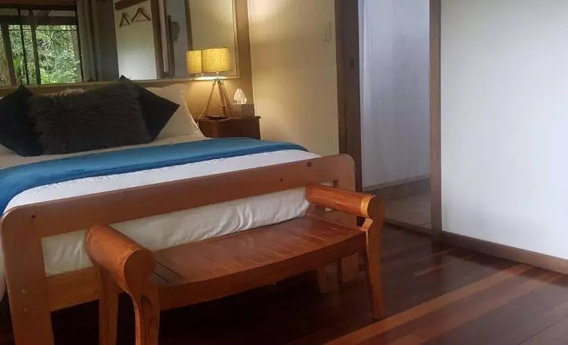 Retkeilymaja Samurai Beach Bungalows   Port Stephens Yha