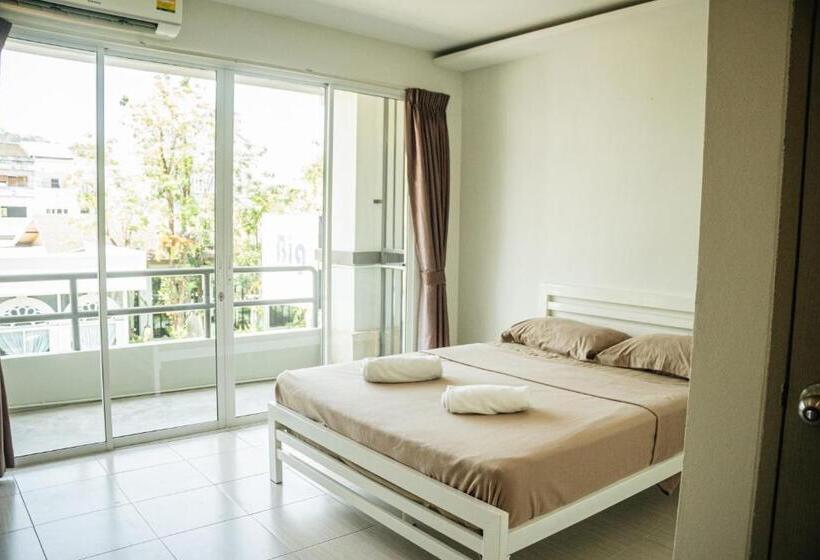 هاستل Zerozeroone